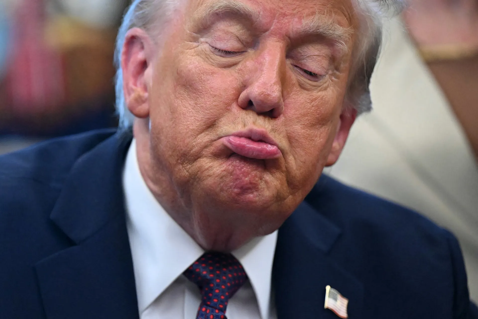 Afbeelding van Fascist Trump voert aanval op vrije pers op: klaagt New York Times voor miljarden dollars aan