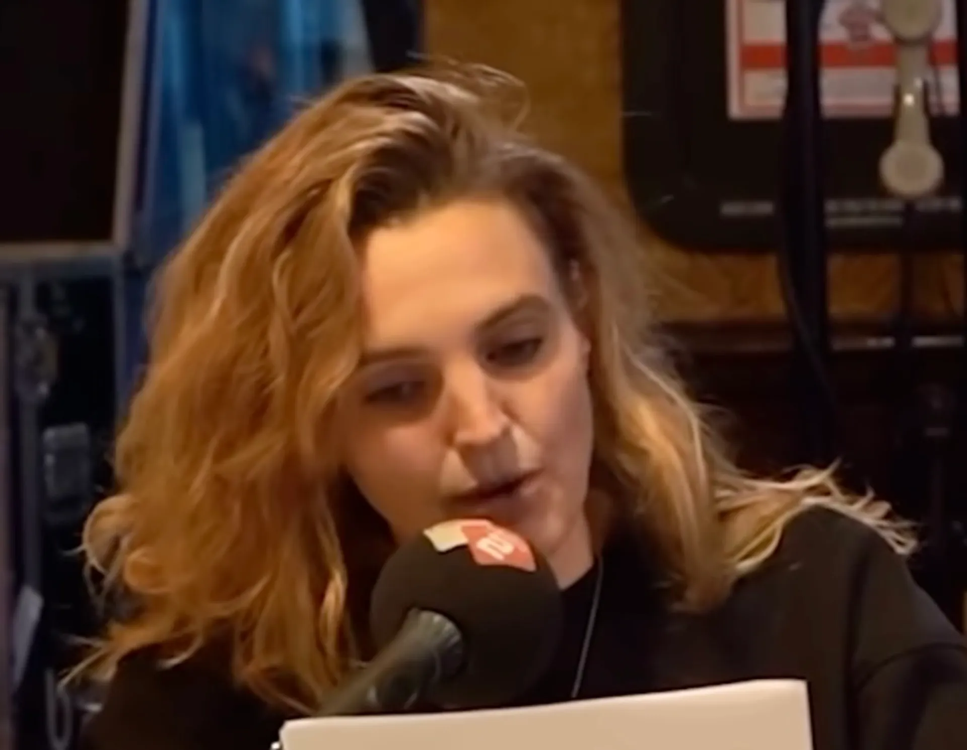 Afbeelding van Dilan Yesilgöz kent geen genade met kleuters: ‘Niks mis met 130 rijden op het schoolplein’