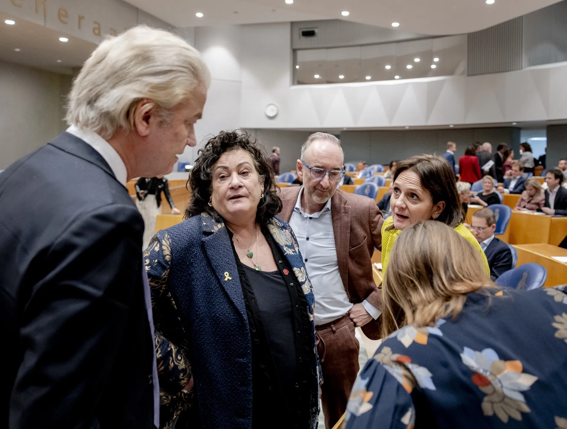 Afbeelding van Giftige wisselwerking tussen politici, kranten en YouTube-gebruikers in aanwakkeren racisme en discriminatie