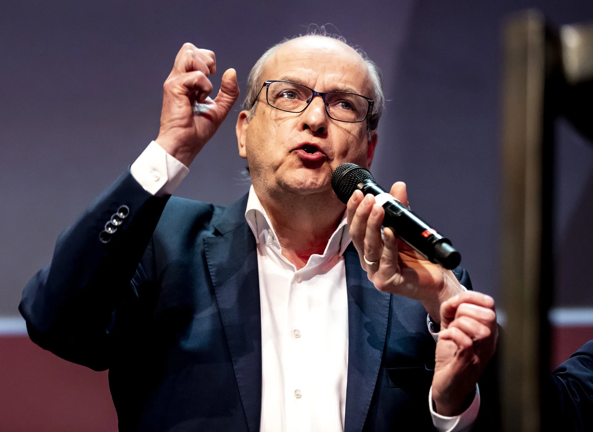 Afbeelding van Komen Ad Melkert en zijn boze vrienden met een nieuwe plofkippartij?