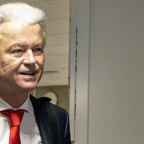 Wilders laat zijn kabinet vallen