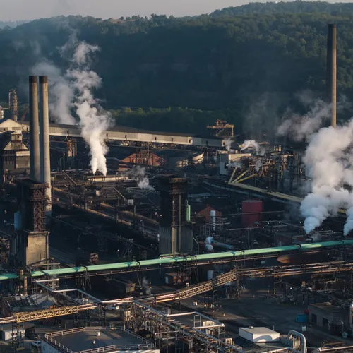 Trump verklaart oorlog aan het klimaat en maakt regulering van fossiele uitstoot onmogelijk