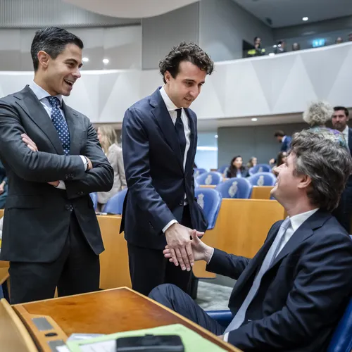 GL-PvdA-jongeren roepen moederpartij op: 'Niet meebuigen met rechtse agenda'