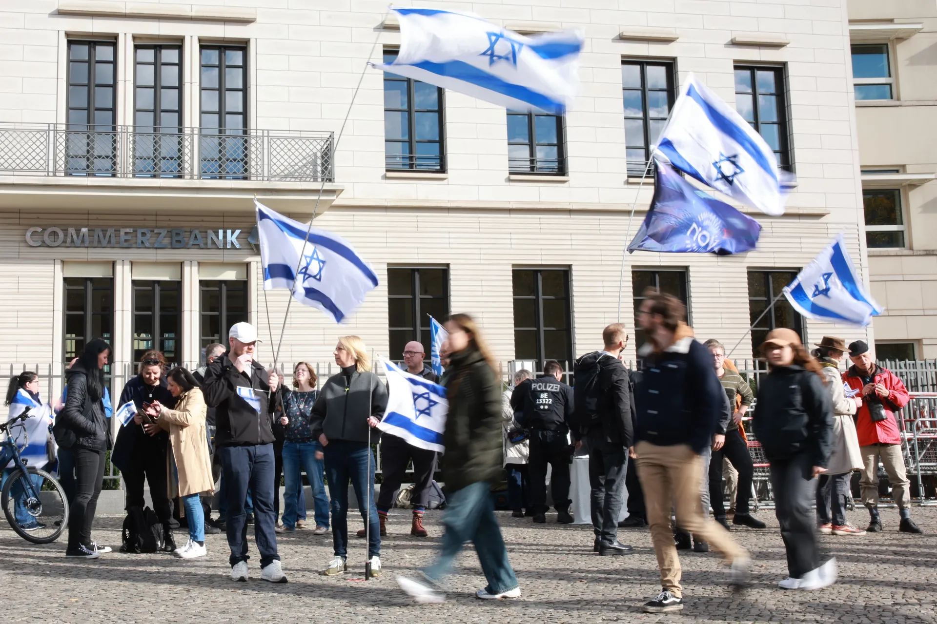 Afbeelding van Identiteit is geen argument