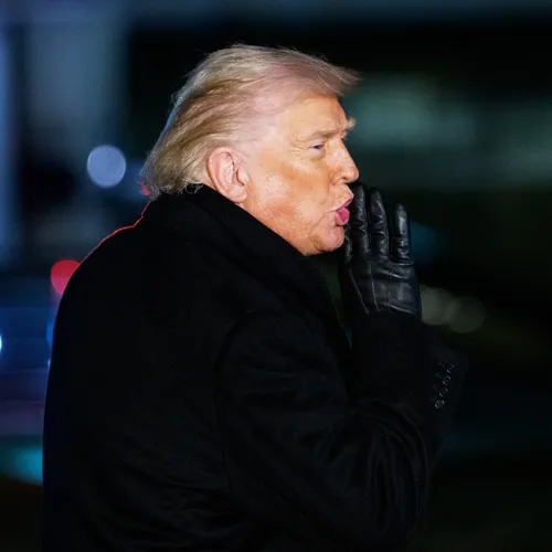 De oranje T-Rex uit Mar-a-Lago