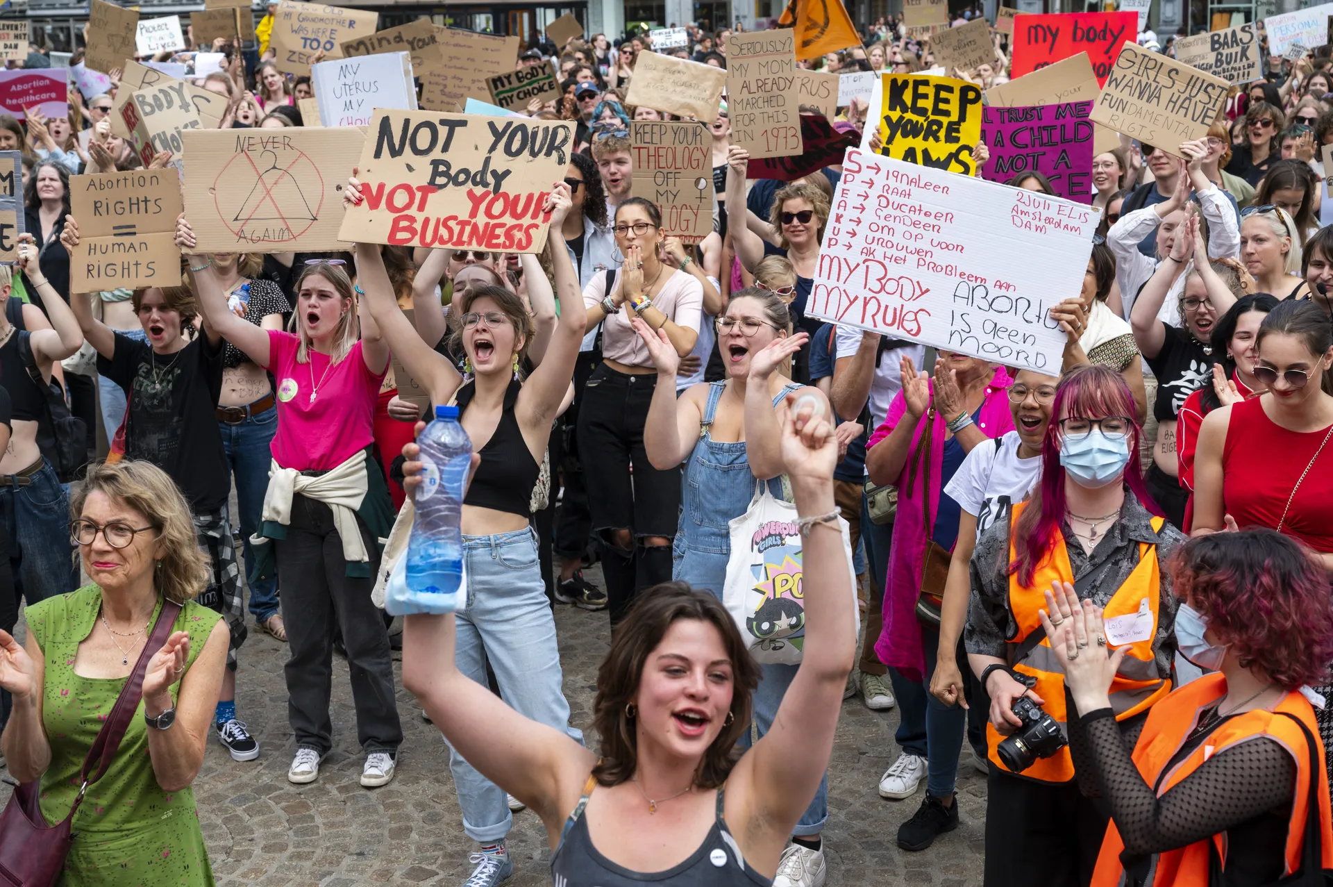 Afbeelding van Grondwet gezocht voor vrouwen