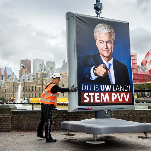 Wilders belooft een sprookje aan mensen die in zijn haatpraatjes geloven