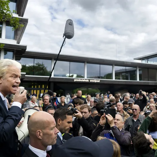 De relschoppers in Den Haag hebben goed naar Geert Wilders en ‘Els Rechts’ geluisterd
