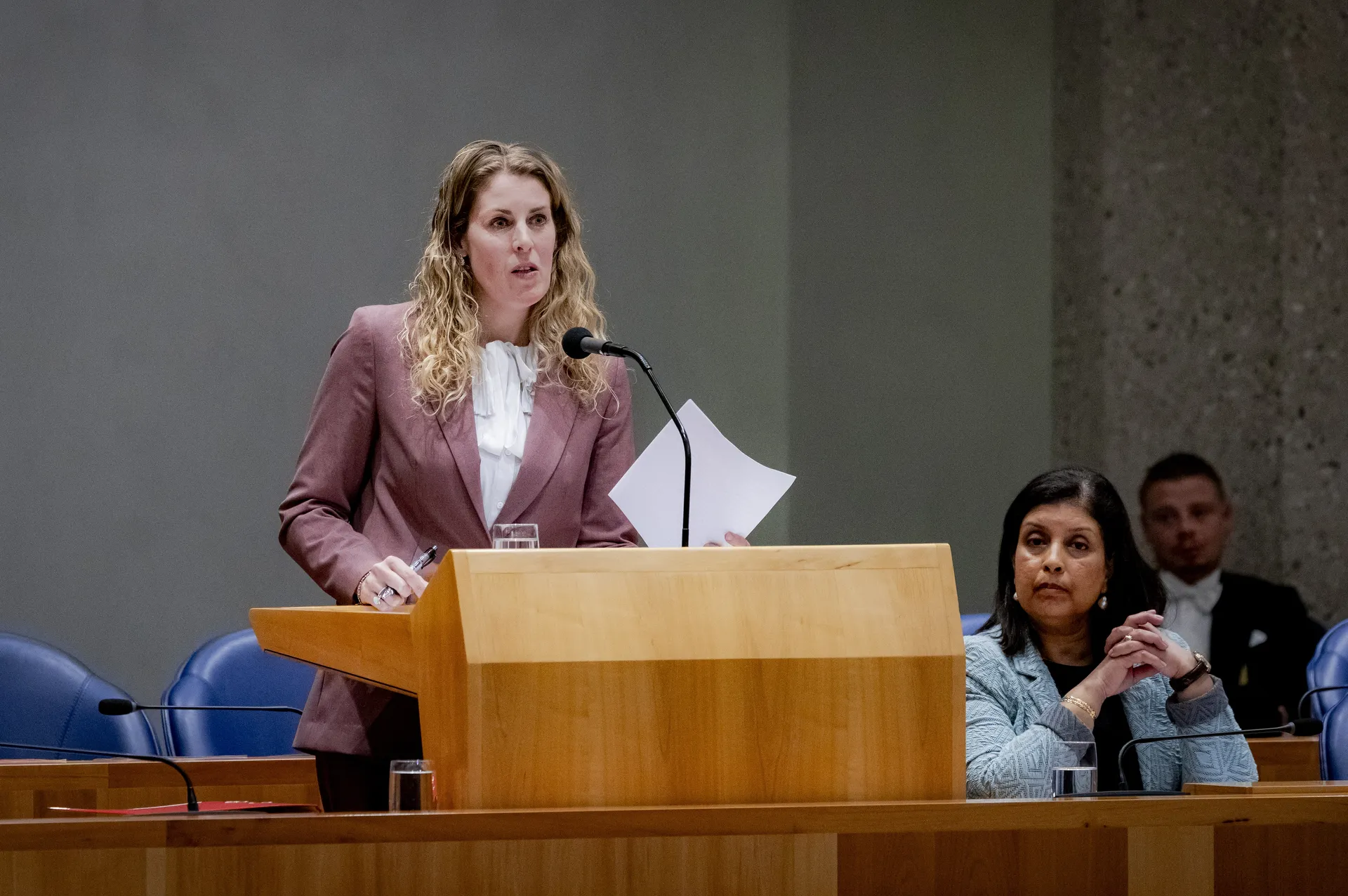 Afbeelding van PVV-staatssecretaris bezuinigt op gehandicaptenzorg, kinderen langer op wachtlijst