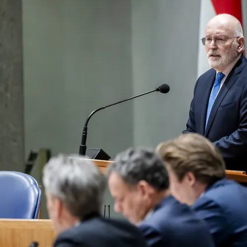 Timmermans roept VVD en NSC op te breken met Wilders als PVV veiligheid Nederland blijft negeren