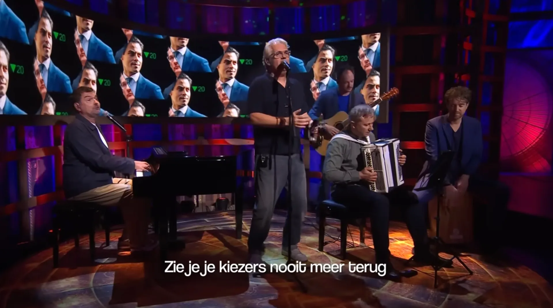 Afbeelding van Acda en De Munnik bij Even Tot Hier over stuurloos Nederland