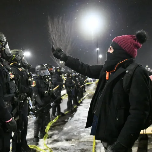 Trump stuurt ICE naar Winterspelen, burgemeester Milaan zegt dat moordcommando's er niet welkom zijn