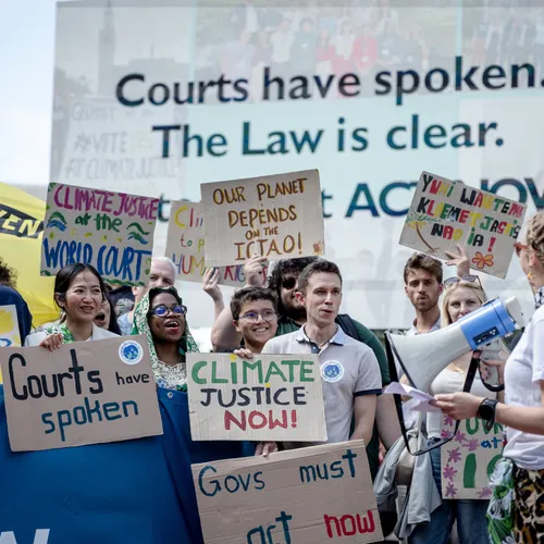 Mednarodno sodišče: Države so zavezane k varovanju okolja kot človekove pravice