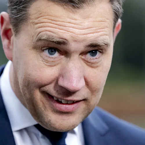 Ultrarechts kabinet zadelt Nederlandse gezinnen op met torenhoge lastenverzwaringen