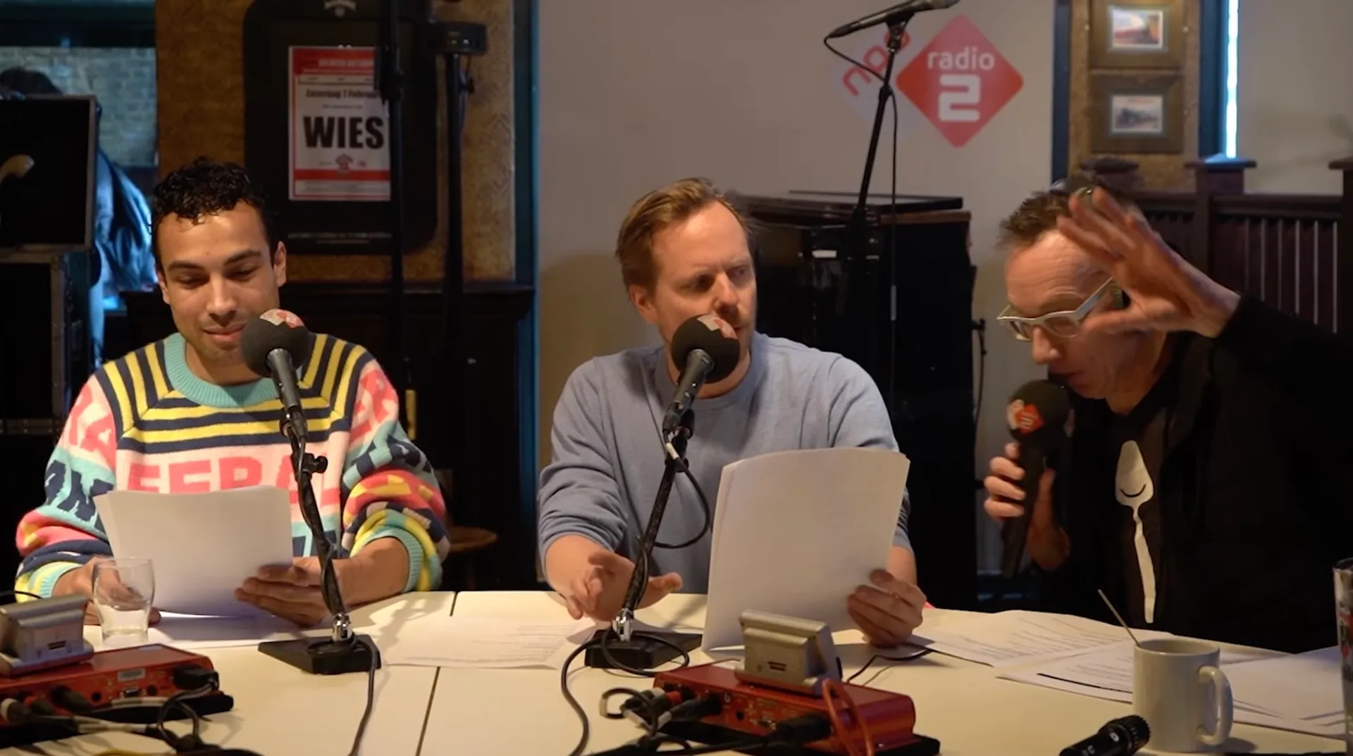 Afbeelding van Koning legt uit waarom hij Máxima het leger in stuurt