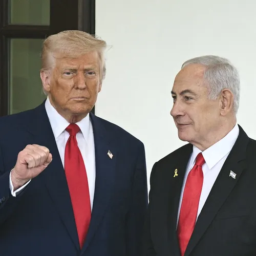 Allereerst moeten Vladimir, Donald en Benjamin buiten werking gesteld worden