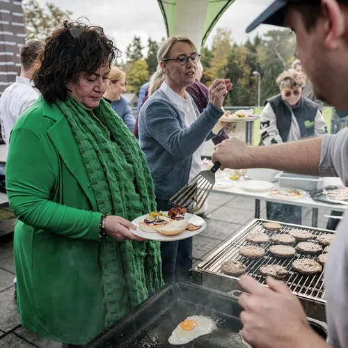 De vleespolitie haat groente nog meer dan kinderen dat doen