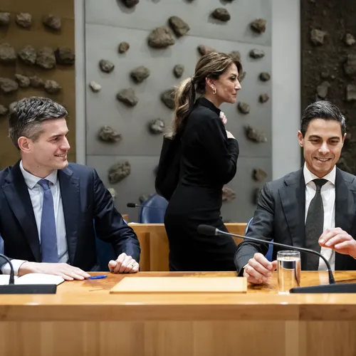 Vertrouwen in de politiek herstel je niet met slogans, maar met herkenning