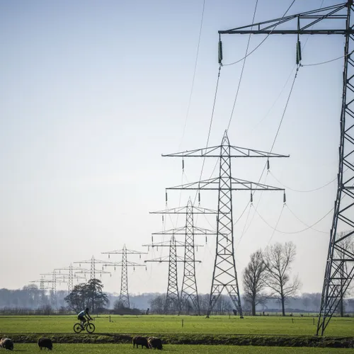 Netbeheerders willen straftarief voor gebruik van stroom in piekuren