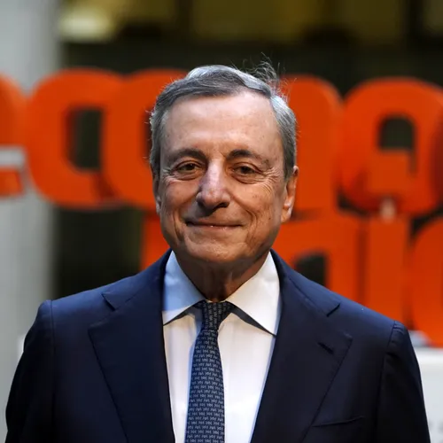 Draghi: economische wereldorde stort in, voor de EU dreigt ondergeschikte rol, verdeeldheid en de-industrialisatie