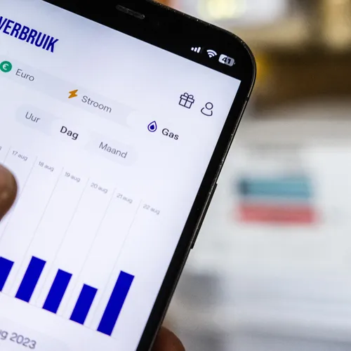 Als Jetten niets doet, raken honderdduizenden in de schulden