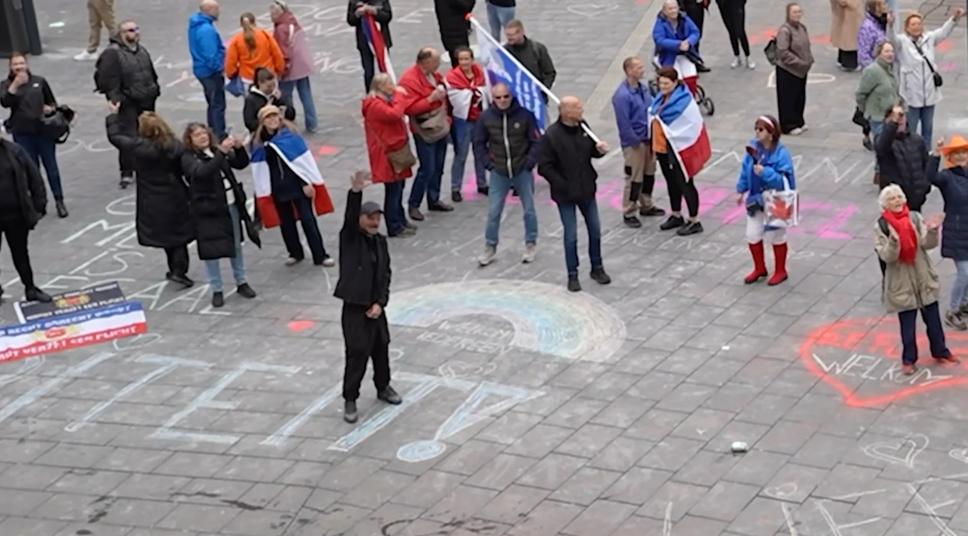 Afbeelding van Ziehier de rechtsextremisten die zogenaamd gewoon bezorgd zijn