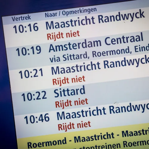Welkom in ‘Randland’: geografische uitsluiting begint vaak om 5.30 uur in de trein