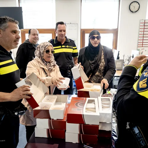 Héérlijk! Even drie racistische onderbuikmoties erdoorheen jagen