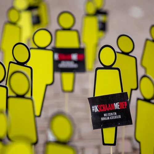 Restkabinet-Schoof bezuinigt Vluchtelingenwerk Nederland kapot, chaos aanstaande