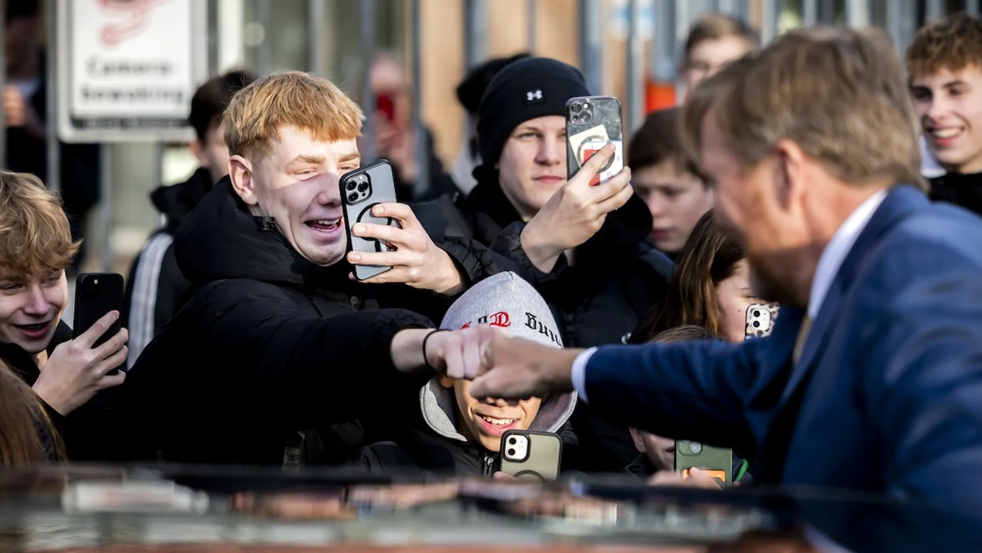 Afbeelding van Wie continu afgeeft op jongere generaties zet vooral zichzelf buitenspel