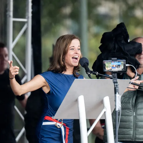 Els, je schreeuwt niet namens Nederland. Je schreeuwt namens jezelf