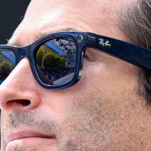 Meta maakt misbruik van 'politiek turbulente periode' om bril met gezichtsherkenning te lanceren