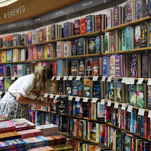 Schrijvers publiceren leeg boek uit protest tegen AI-diefstal van hun werk