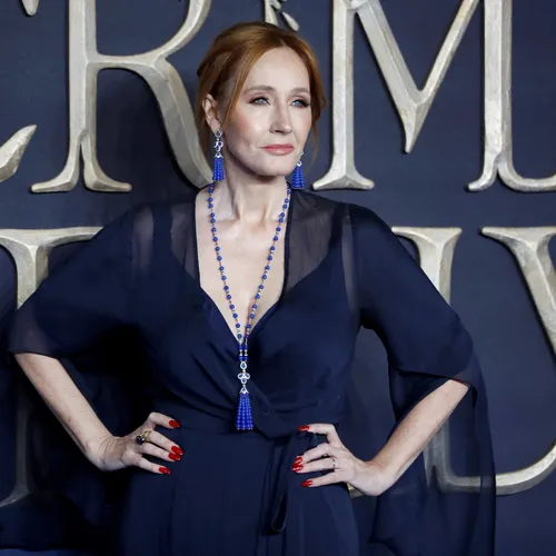 Met elke euro naar J.K. Rowling betaal je mee aan de vernietiging van trans levens
