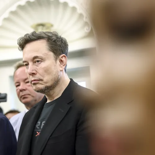 Elon Musk vlucht uit Washington na totale isolatie binnen Trump-regering
