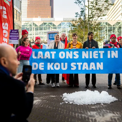 FNV verbijsterd over afbraak sociale zekerheid: ‘Bezuinigingen WW, WIA, AOW en zorg onacceptabel’