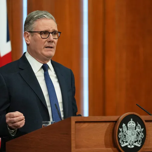 Onvoorspelbare, wraakzuchtige Trump duwt Britten richting terugkeer naar EU