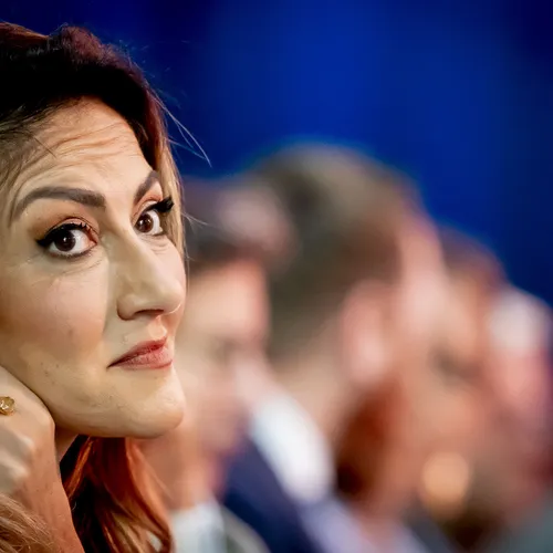 VVD sluit de deur en dreigt zichzelf buitenspel te zetten