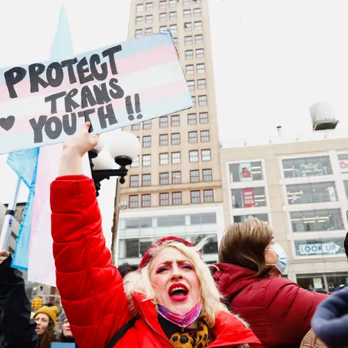 Trump zet fascistische bijl in suïcide-preventie voor LHBTQI-personen