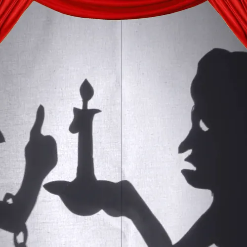 A Christmas Caroline: 'Anne Frank draait zich om in haar graf'