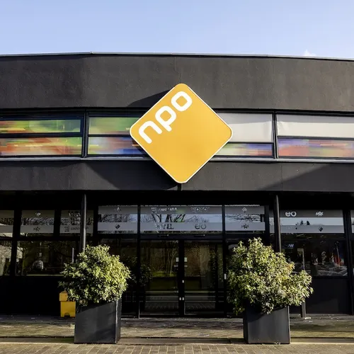 De onbedoelde zelfmoord van de publieke omroep