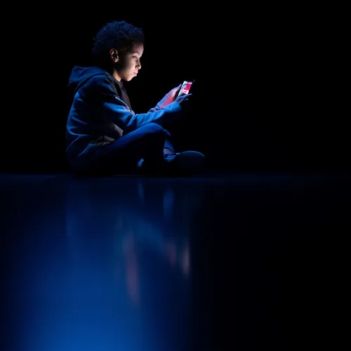 Nieuw onderzoek: te veel schermtijd voor peuters funest voor hersenontwikkeling