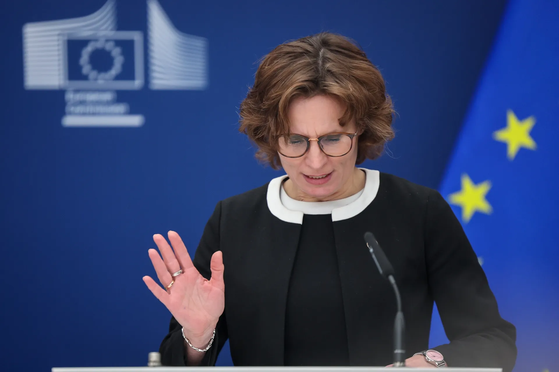 Afbeelding van Ook Eurocommissaris gaat probleem mestoverschot niet wegtoveren voor BBB