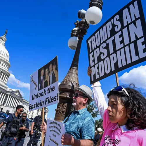 Nieuwe Epstein-mails: Trump wist van misbruik minderjarige meisjes