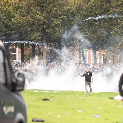 Het waren geen hooligans, het waren extreemrechtse, gewelddadige militanten