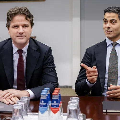 Schrijf het nieuwe regeerakkoord als een liefdesbrief voor je toekomstige dochter