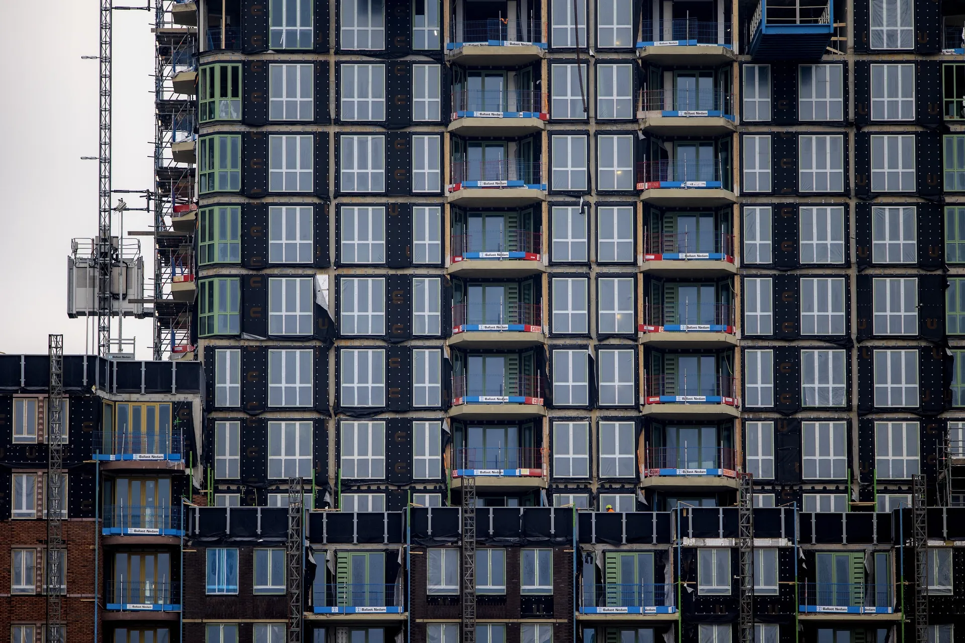 Afbeelding van VvE’s van voormalige sociale huurwoningen zijn slecht verzekerd