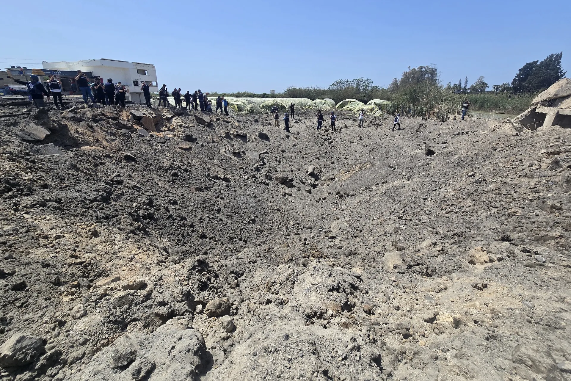Afbeelding van Oorlogsmisdaden: Israël vernietigt complete dorpen en steden in Libanon naar 'model van Gaza'