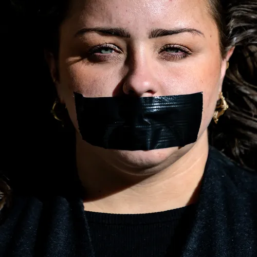 Moedig roddelen aan, het redt vrouwenlevens