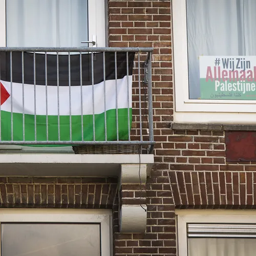 Waarom de Palestijnse vlag een taboe blijft – en wat dat zegt over onze media